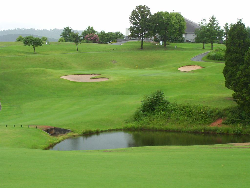 Three Ridges Golf Course